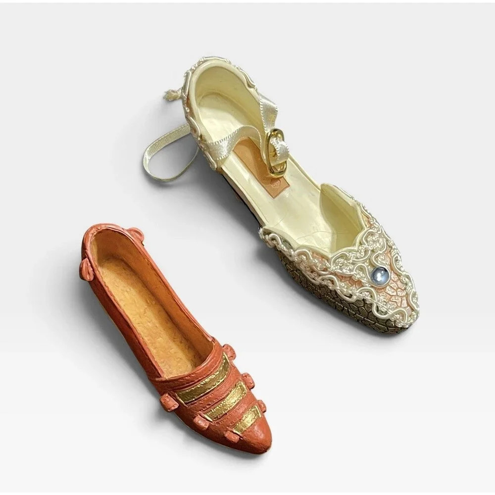 Vintage Stiletto Miniature And brown Gold Shoe. Lot Of 2 Collectibles